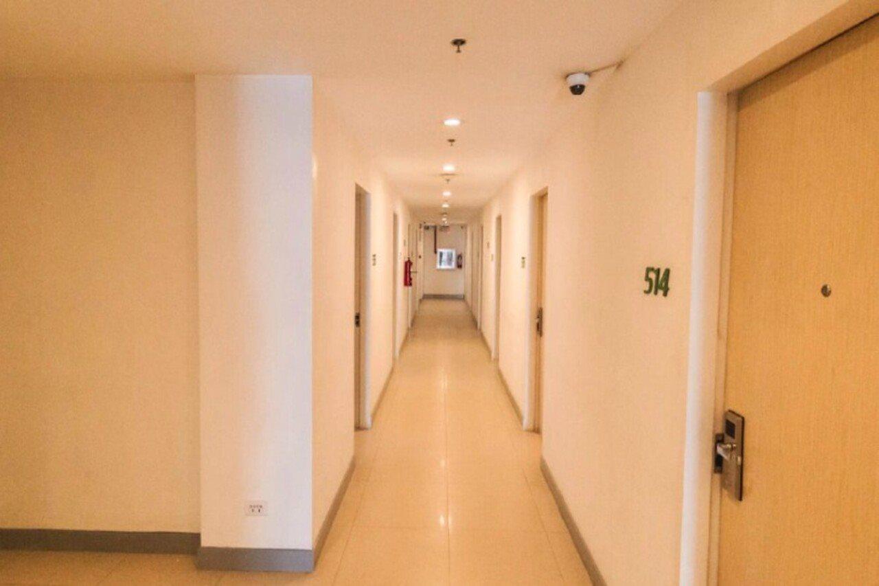 Go Hotels Cubao Quezon City Buitenkant foto