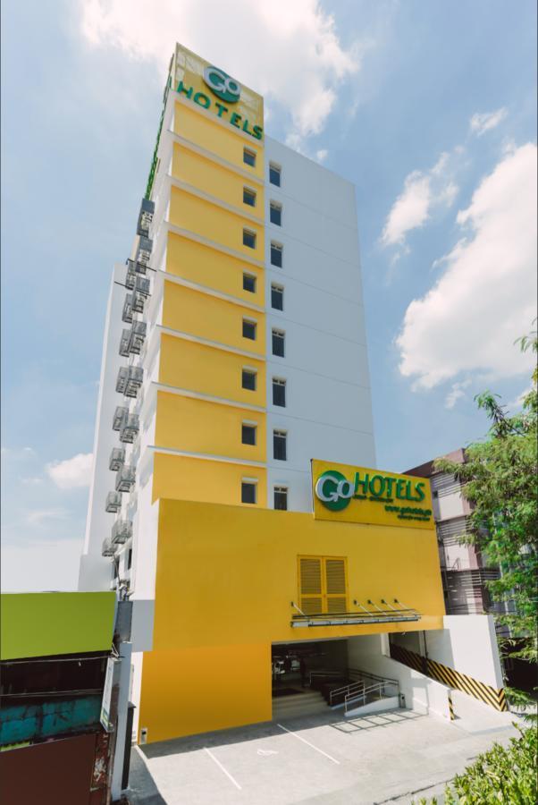 Go Hotels Cubao Quezon City Buitenkant foto
