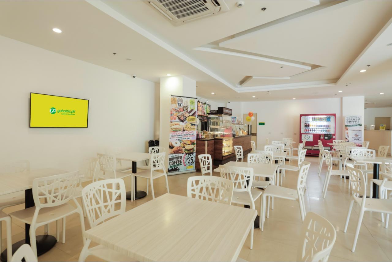 Go Hotels Cubao Quezon City Buitenkant foto