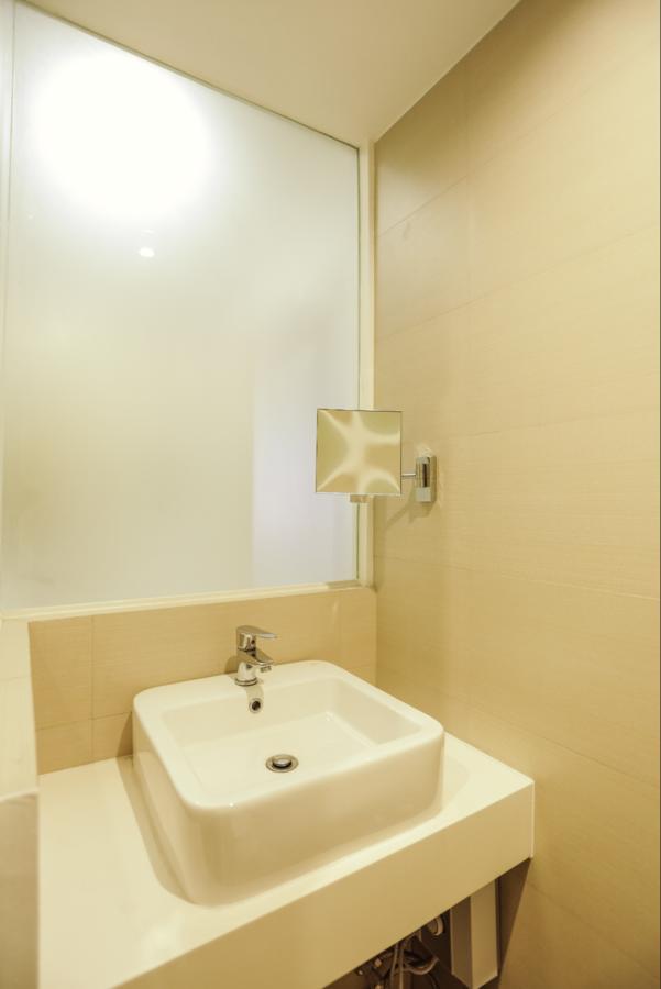 Go Hotels Cubao Quezon City Buitenkant foto